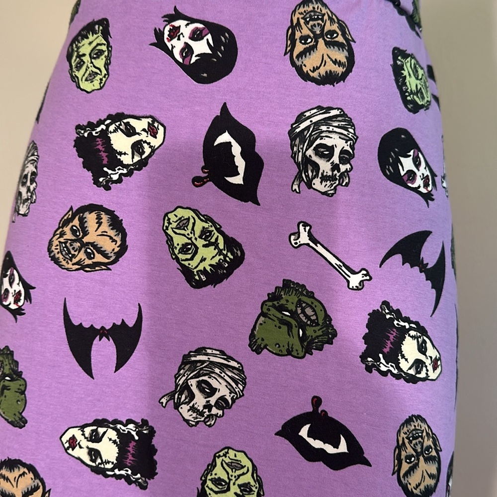 Lavender knit stretch monster print pencil skirt - Picture 2 of 6